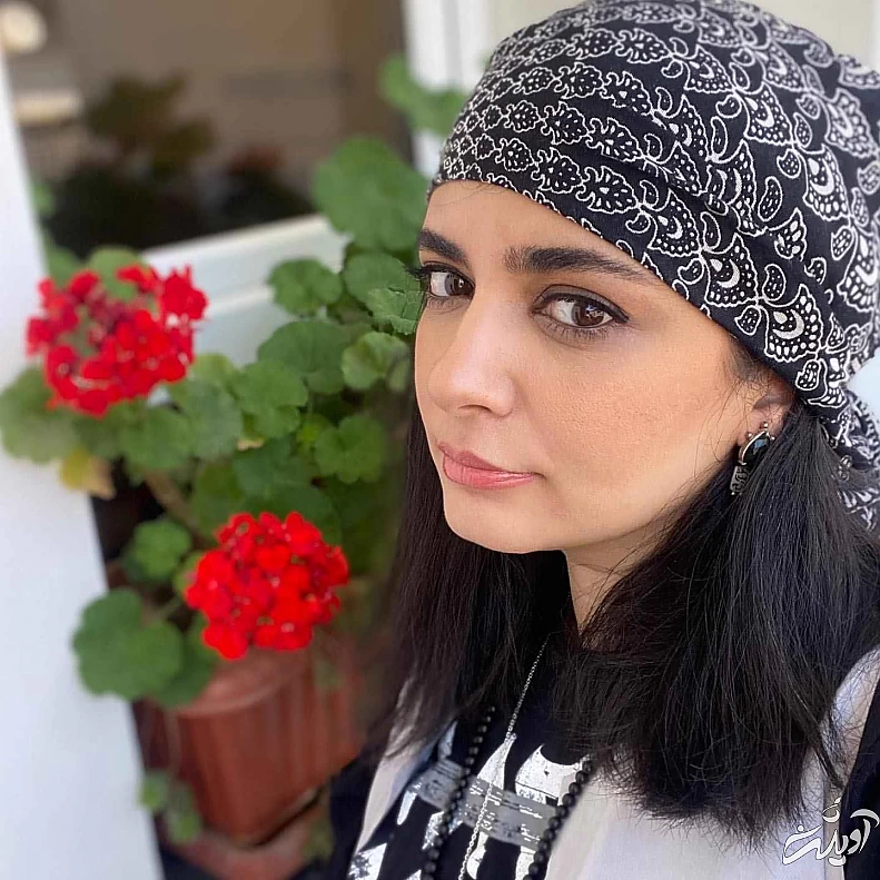 شوک آور - عکس خیره کننده از لیندا کیانی بدون آرایش !